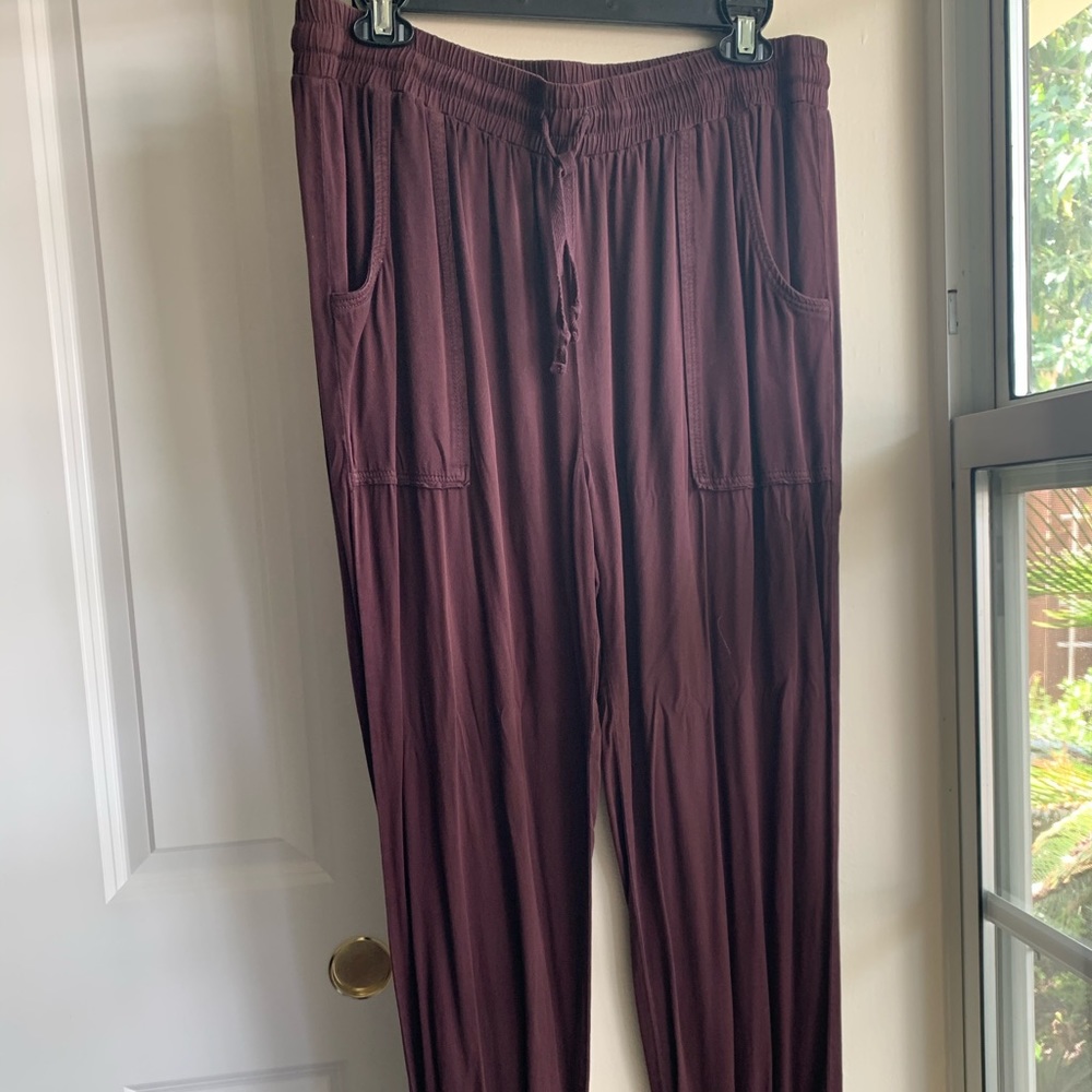 Women’s Utility Joggers